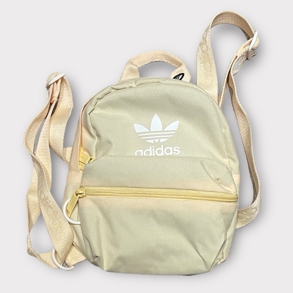 NWOT Adidas Original Trefoil 2.0 Mini Small Travel Backpack RARE Almost Yellow - Picture 4 of 10